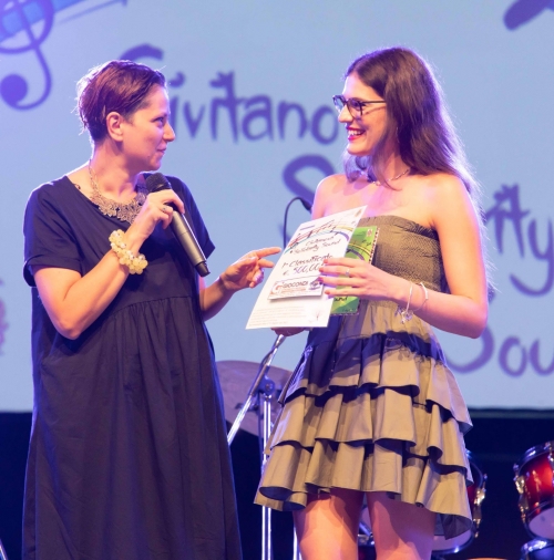 Caterina vince il Primo posto al concorso canoro Civitanova Solidarity Sound